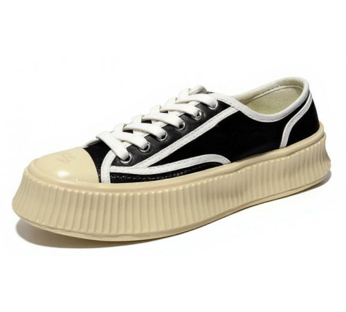 Chanel Biscuit Platform Sneakers Black Berge