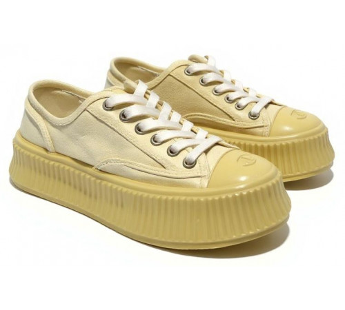 Chanel Biscuit Platform Sneakers Berge Yellow