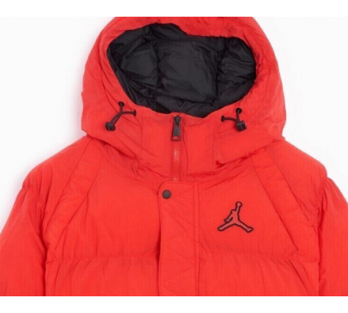 Куртка Nike Air Jordan Essential Jump Red