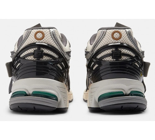 Кроссовки New Balance 1906A Silver Metallic
