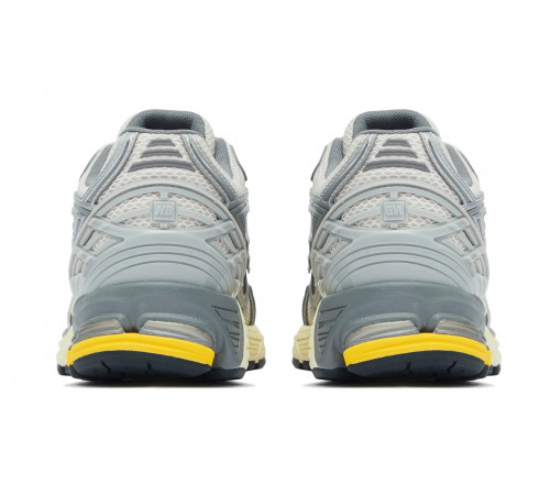 Кроссовки New Balance 1906R Metallic Yellow