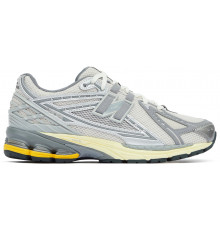 Кроссовки New Balance 1906R Metallic Yellow