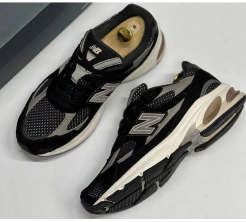 New Balance 2010 Black Grey Berge