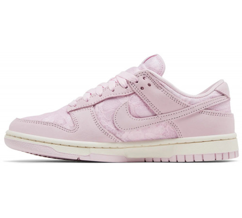 Кроссовки Nike Dunk Low Lace Pack Regal Pink