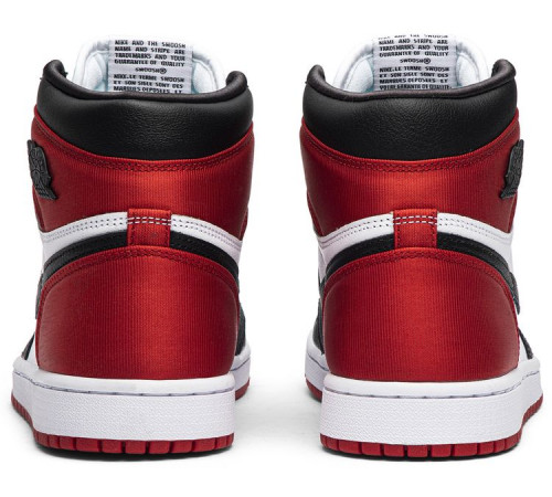 Кроссовки Nike Air Jordan 1 High Satin Black Toe