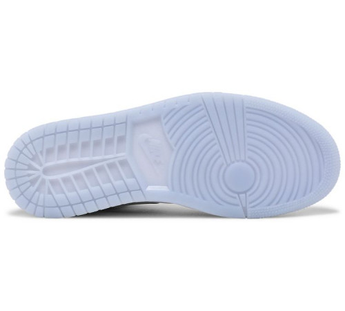 Кроссовки Nike Air Jordan 1 Low Wolf серые