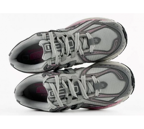 Кроссовки New Balance 1906R Grey Light Pink Reflective