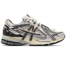 Кроссовки New Balance 1906A Silver Metallic Gold