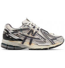 Кроссовки New Balance 1906A Silver Metallic Gold