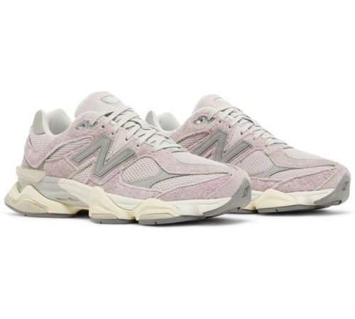 Кроссовки New Balance 9060 December Pink Sky