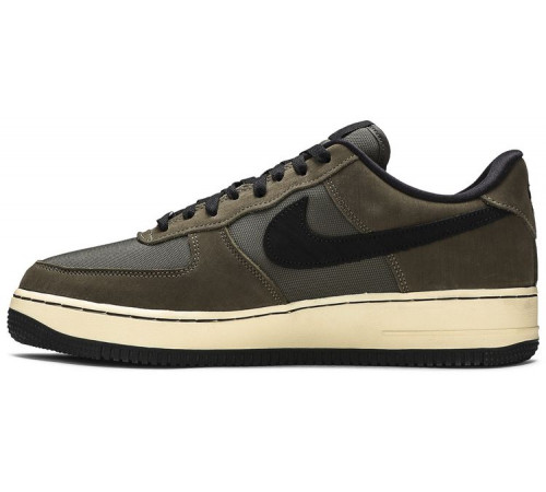 Undefeated x Nike Air Force 1 Low SP Ballistic