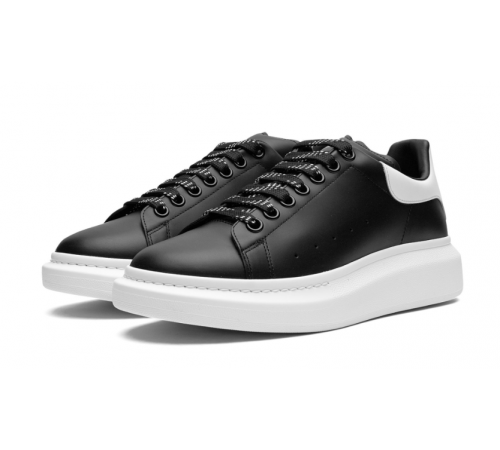 Alexander McQueen черно-белые