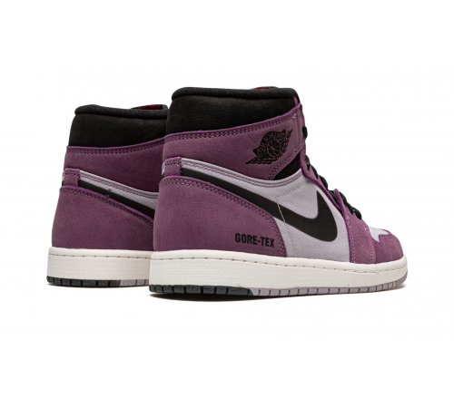 Кроссовки Nike Air Jordan 1 High Element Gore-Tex Berry