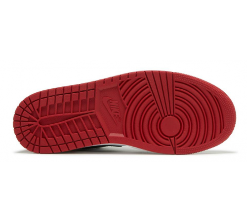 Кроссовки Nike Air Jordan 1 Low Bred Toe