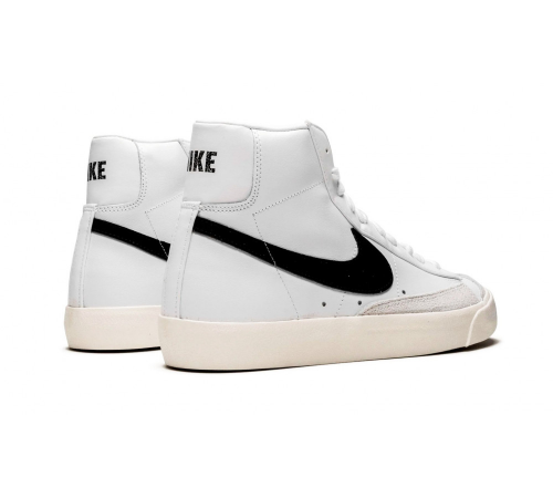 Кроссовки Nike Blazer Mid 77 Vintage белые с черным