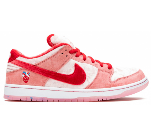 Кроссовки Nike SB Dunk Low Pro Strange Love