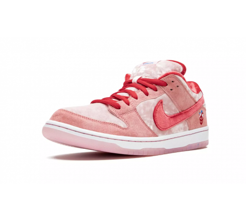 Кроссовки Nike SB Dunk Low Pro Strange Love